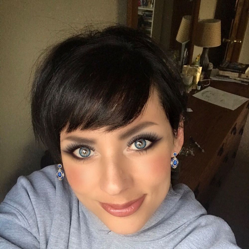 Meet your Posher, Rebecca